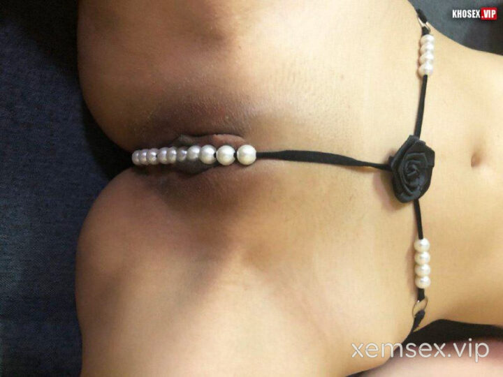 Ảnh 9 của Vợ cuồng dâm thích chồng địt mạnh bạo BDSM